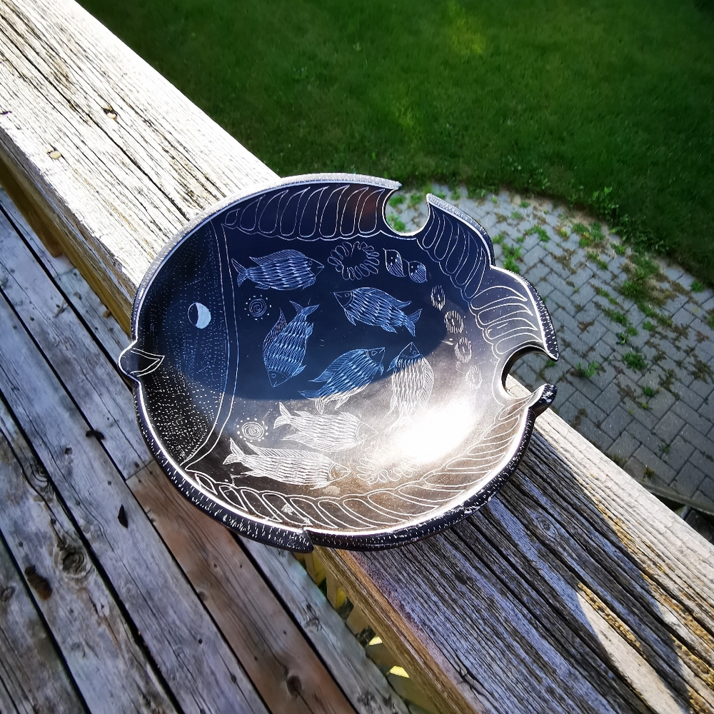 Black Polished Stone Etched Fish Bowl